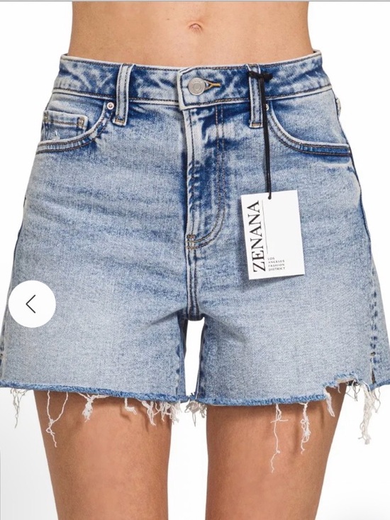 Zenana Outfitters Pants - Zenana Outfitters Light Wash Distressed Denim Shorts